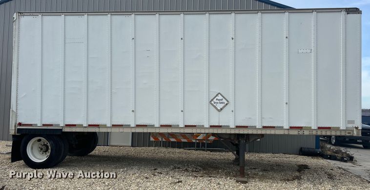image for item DS0813 1995 Strick dry van trailer