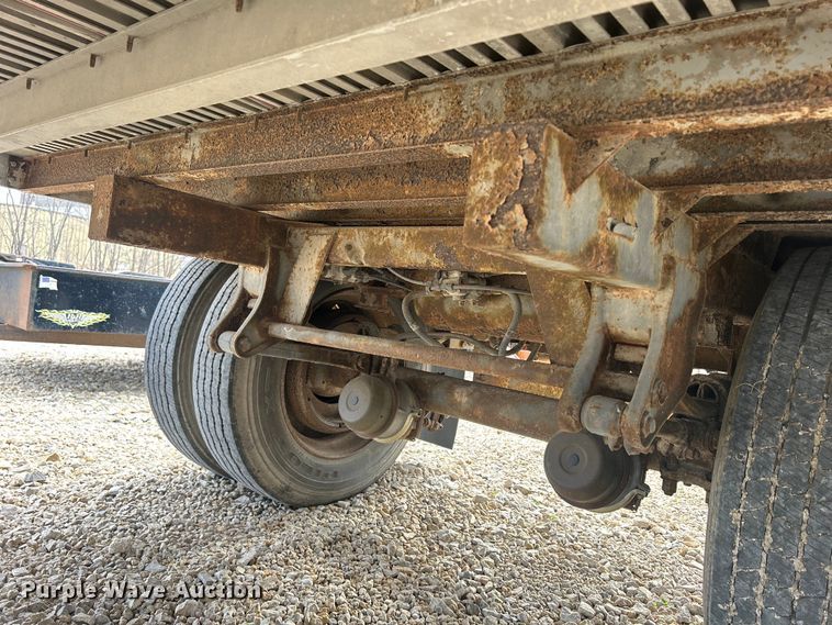 image for item DS0813 1995 Strick dry van trailer