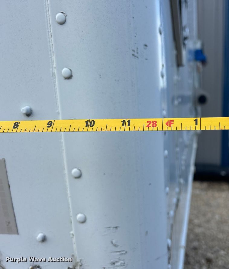 image for item DS0813 1995 Strick dry van trailer