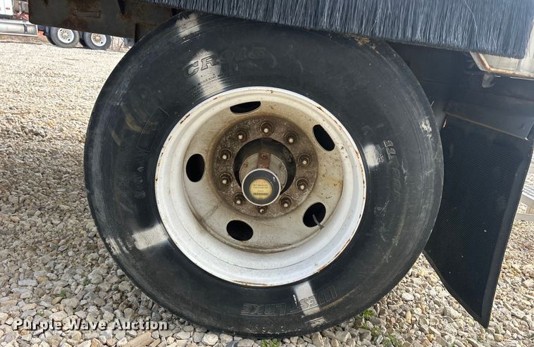 image for item DS0813 1995 Strick dry van trailer