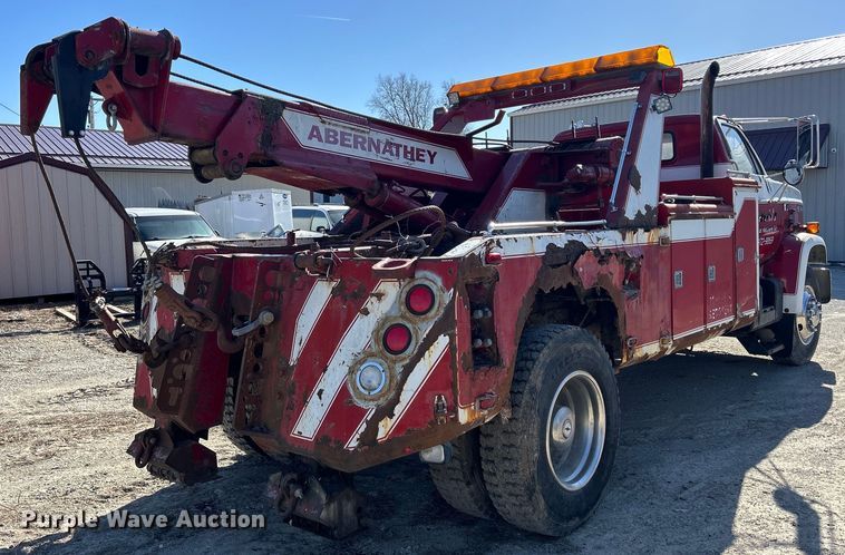 image for item DS0824 1988 Chevrolet Kodiak D6500 tow truck