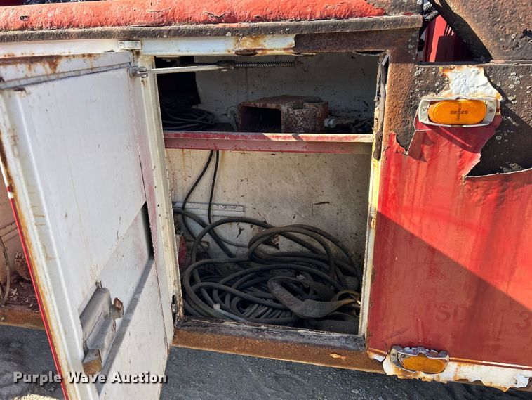 image for item DS0824 1988 Chevrolet Kodiak D6500 tow truck