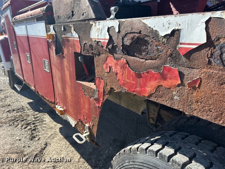 image for item DS0824 1988 Chevrolet Kodiak D6500 tow truck