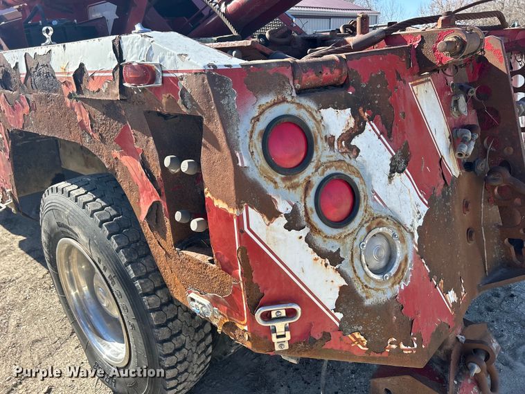 image for item DS0824 1988 Chevrolet Kodiak D6500 tow truck