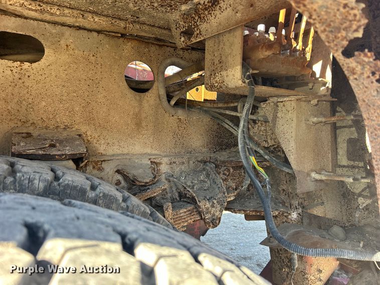 image for item DS0824 1988 Chevrolet Kodiak D6500 tow truck