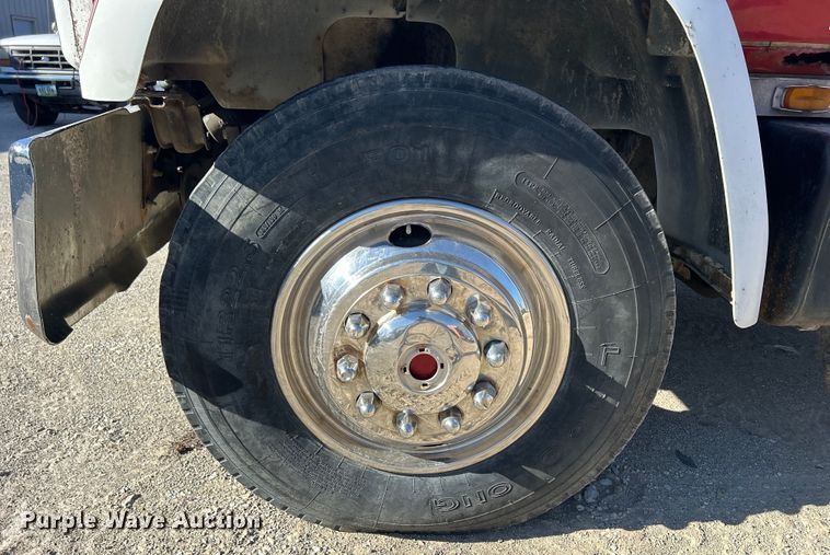 image for item DS0824 1988 Chevrolet Kodiak D6500 tow truck