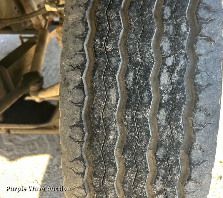 image for item DS0824 1988 Chevrolet Kodiak D6500 tow truck