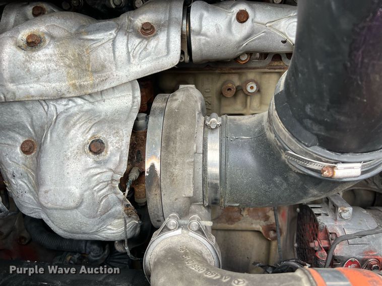 image for item DS2903 2019 Freightliner Cascadia  semi truck