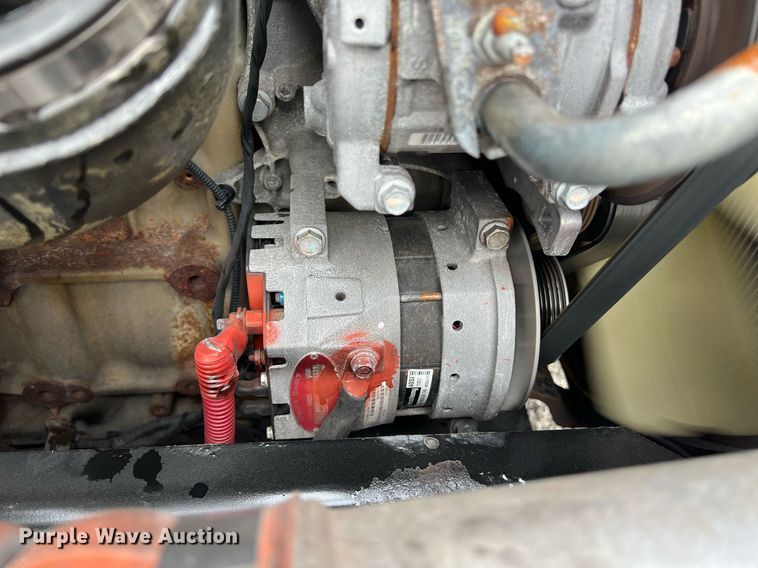 image for item DS2904 2018 Freightliner Cascadia semi truck