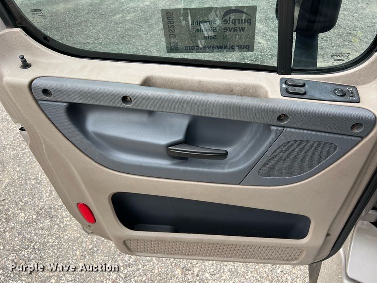 image for item DS2905 2016 Freightliner Cascadia  semi truck