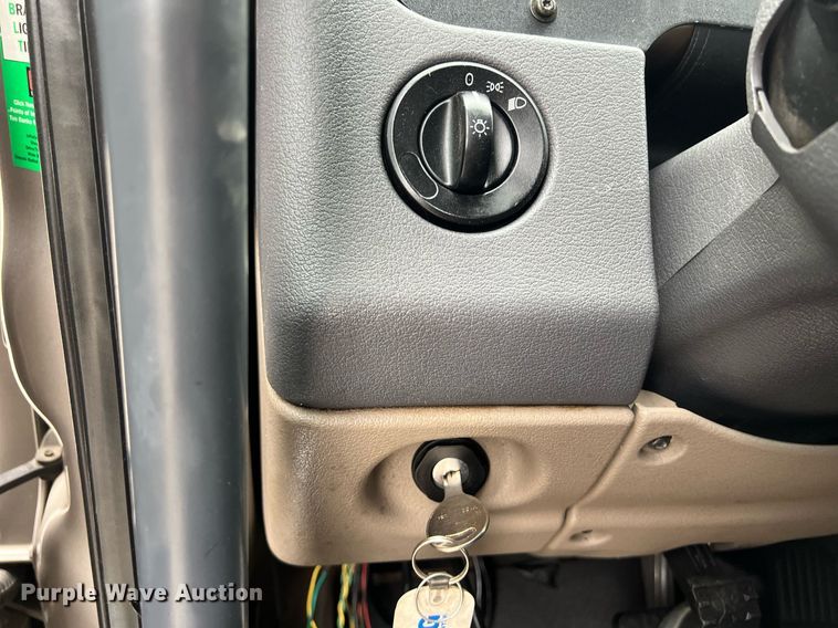 image for item DS2905 2016 Freightliner Cascadia  semi truck