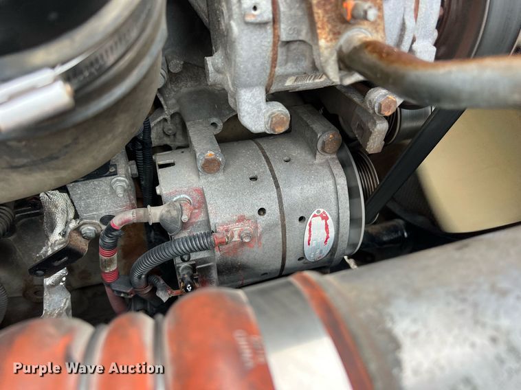 image for item DS2905 2016 Freightliner Cascadia  semi truck