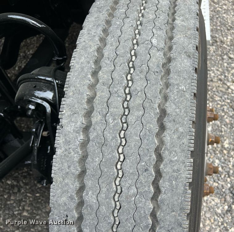 image for item DS2905 2016 Freightliner Cascadia  semi truck