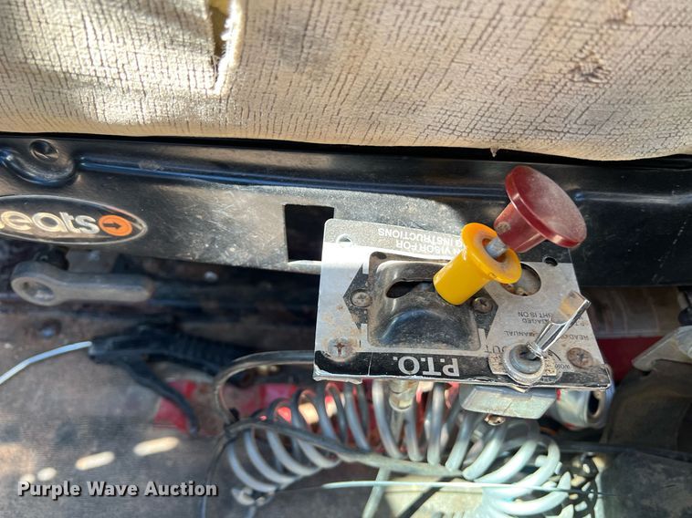 image for item DS2913 2007 Freightliner semi truck