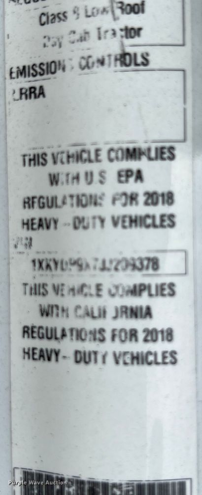 image for item DS2919 2018 Kenworth T680 semi truck