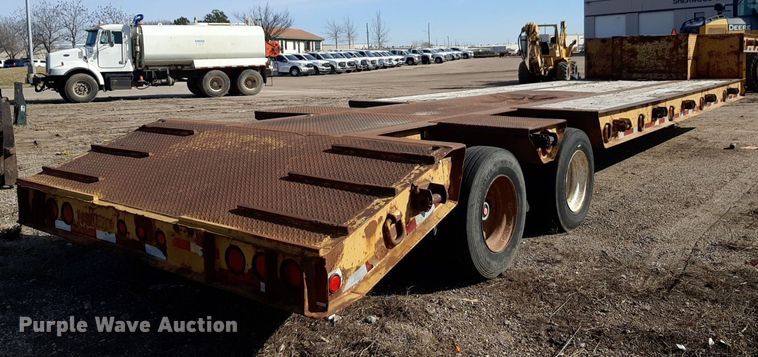 image for item DV9838 2002 Neville  drop deck equipment trailer