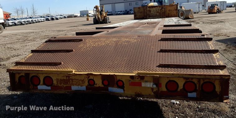 image for item DV9838 2002 Neville  drop deck equipment trailer