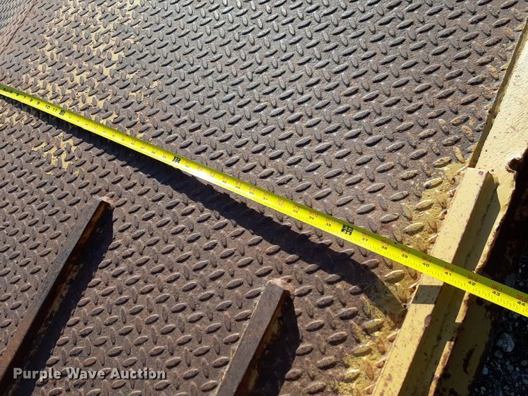 image for item DV9838 2002 Neville  drop deck equipment trailer