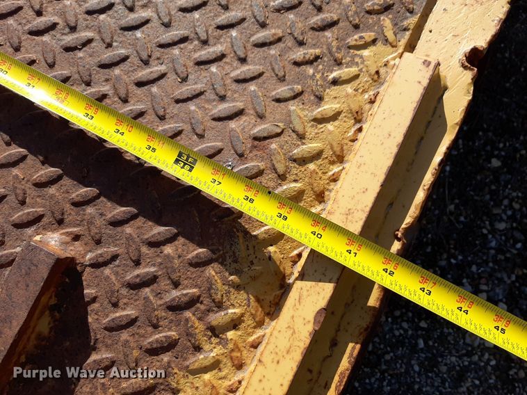 image for item DV9838 2002 Neville  drop deck equipment trailer