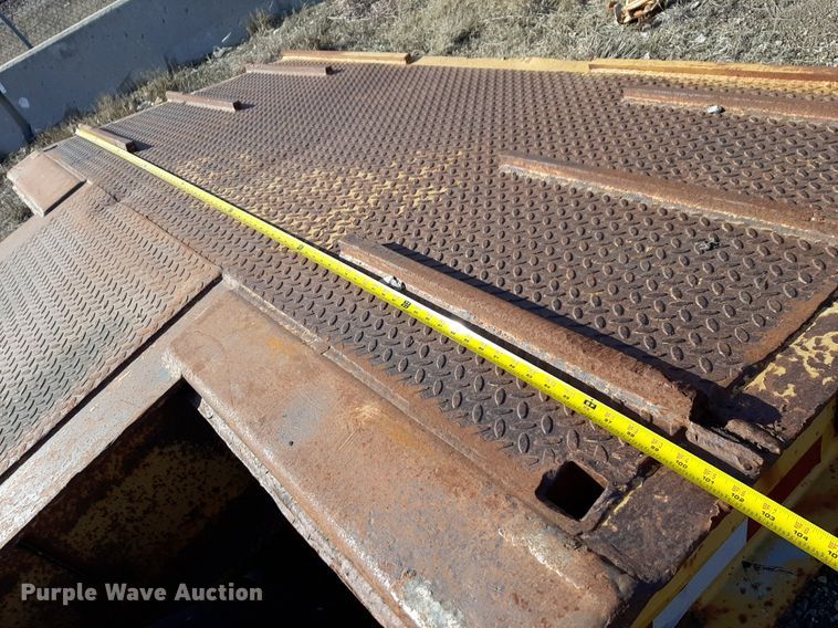 image for item DV9838 2002 Neville  drop deck equipment trailer