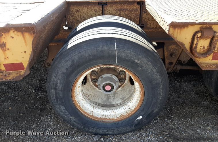 image for item DV9838 2002 Neville  drop deck equipment trailer