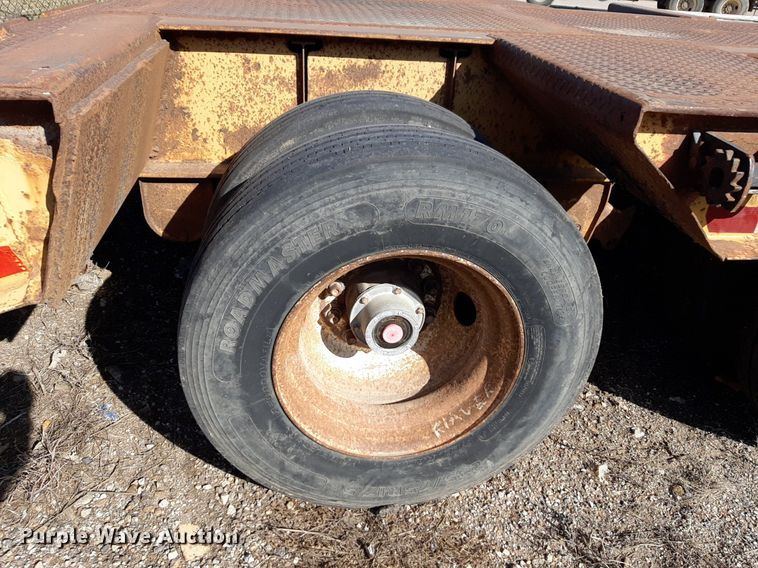 image for item DV9838 2002 Neville  drop deck equipment trailer