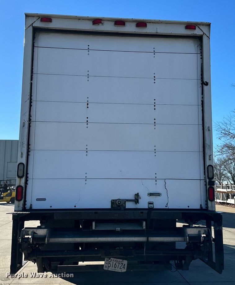 image for item DW2948 2017 Freightliner Business Class M2 box truck