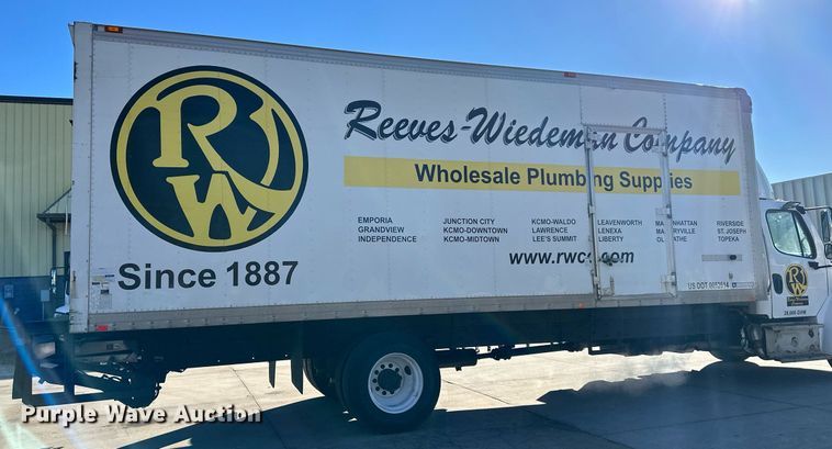 image for item DW2948 2017 Freightliner Business Class M2 box truck