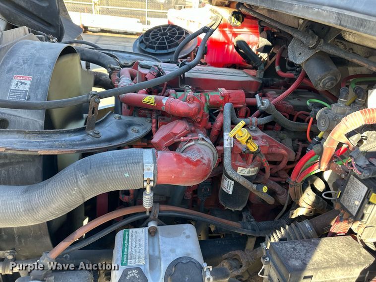 image for item DW2948 2017 Freightliner Business Class M2 box truck