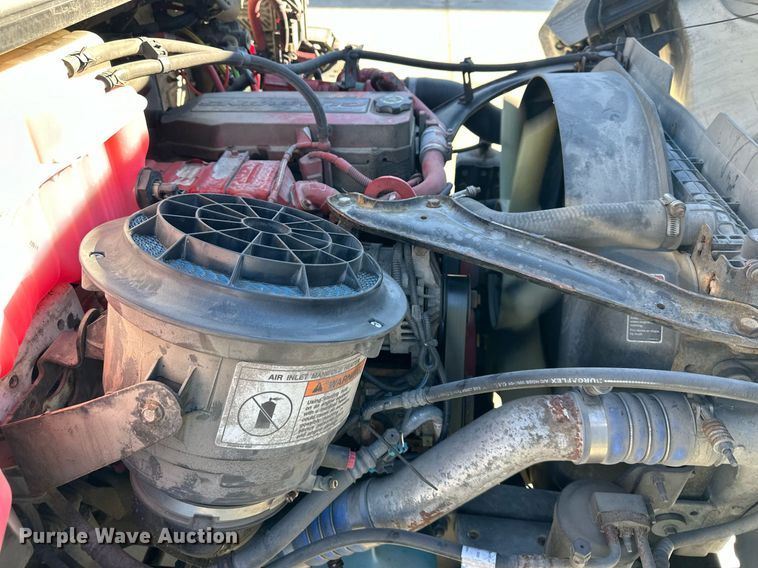 image for item DW2948 2017 Freightliner Business Class M2 box truck