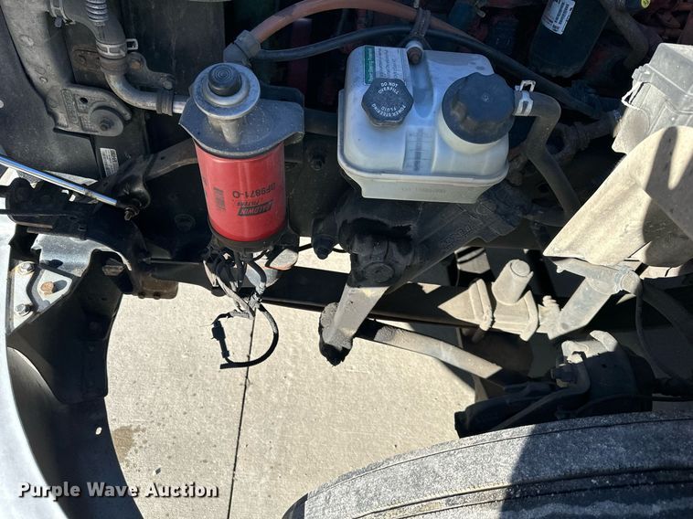 image for item DW2948 2017 Freightliner Business Class M2 box truck