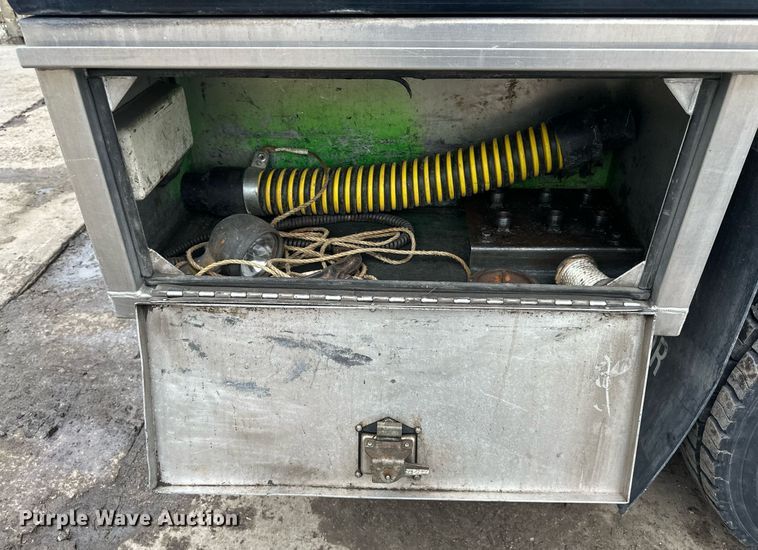 image for item DW2968 2012 International 7300 sewer jetter truck