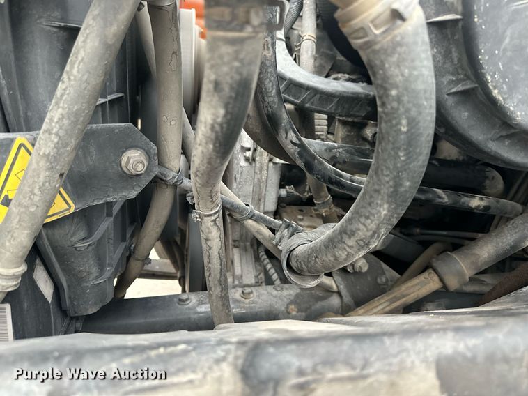 image for item DW2968 2012 International 7300 sewer jetter truck