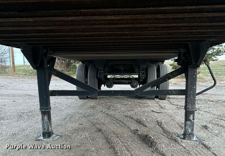 image for item EG1192 1998 Strick dry van trailer