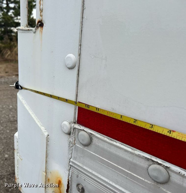 image for item EG1192 1998 Strick dry van trailer