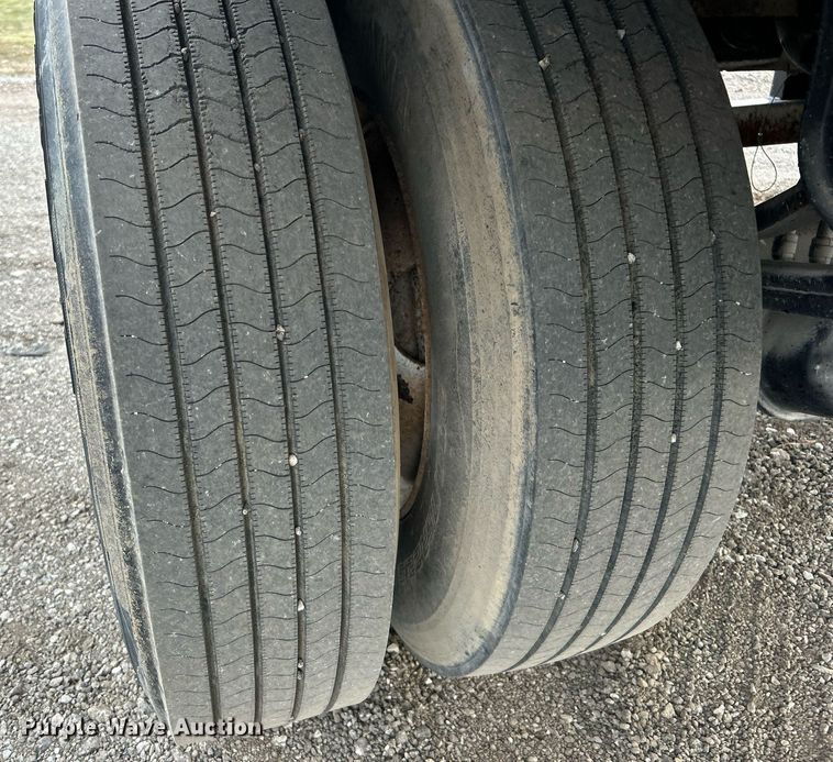 image for item EG1192 1998 Strick dry van trailer