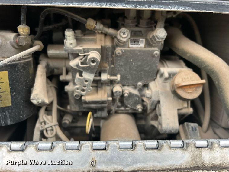 image for item EG1214 2019 Peterbilt 579 semi truck