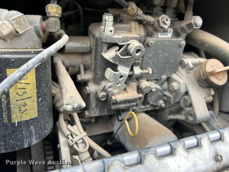 image for item EG1214 2019 Peterbilt 579 semi truck