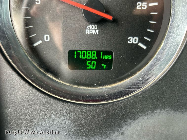 image for item EG1217 2007 Kenworth  T800 semi truck