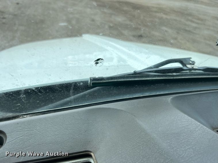 image for item EG1217 2007 Kenworth  T800 semi truck