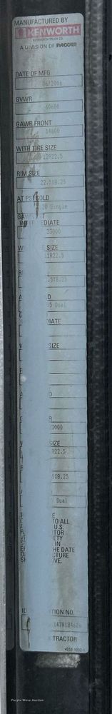 image for item EG1217 2007 Kenworth  T800 semi truck