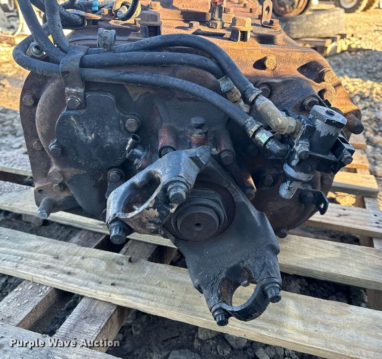 image for item EH6528 (2) Eaton Fuller Roadranger manual transmissions