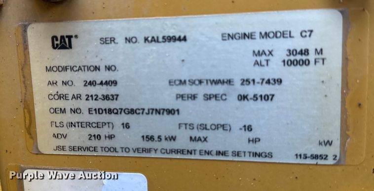 image for item EJ0289 2005 Peterbilt 335 flatbed truck