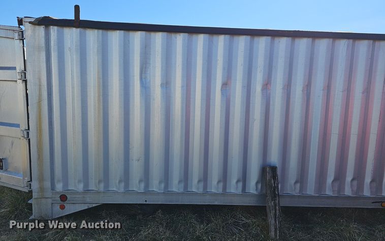 image for item EJ5909 Kann truck grain body