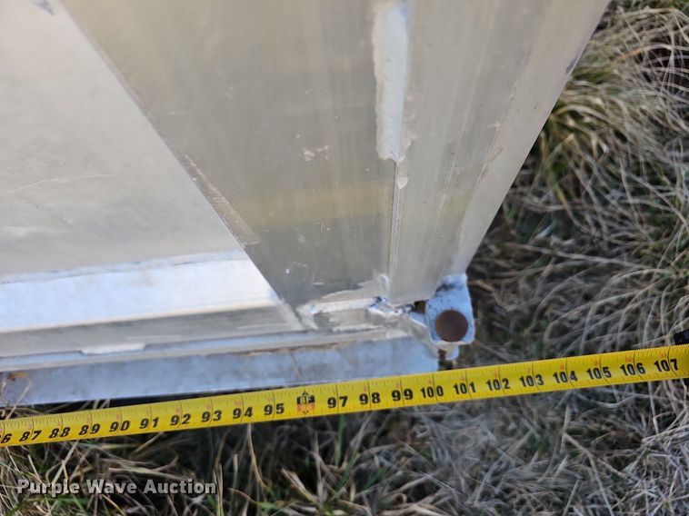 image for item EJ5909 Kann truck grain body