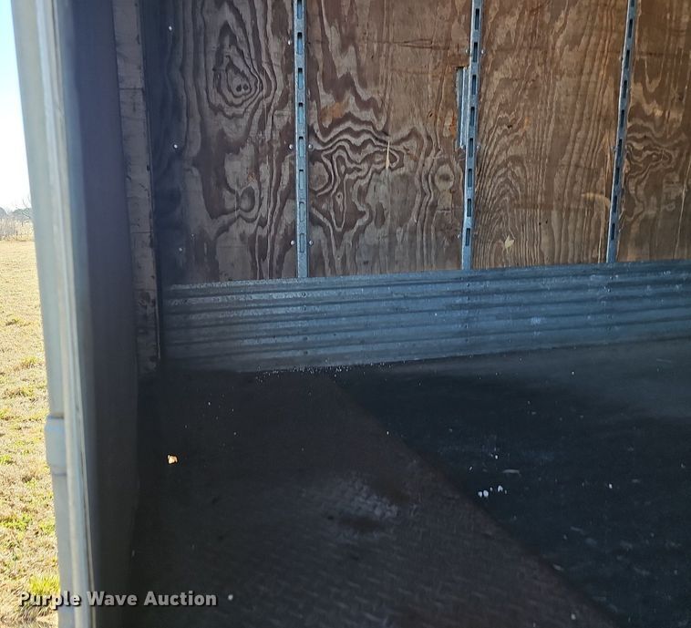 image for item EJ5919 1999 Trail Mobile dry van trailer