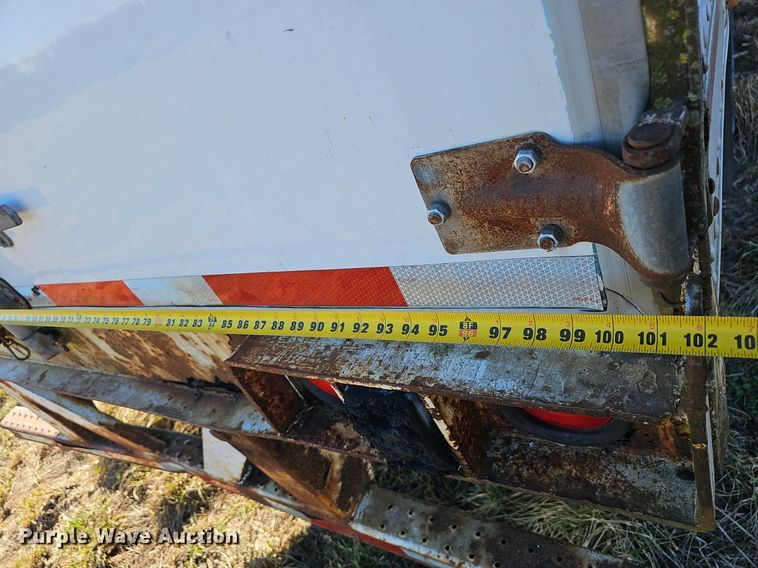 image for item EJ5919 1999 Trail Mobile dry van trailer