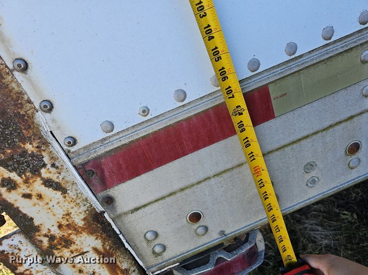 image for item EJ5919 1999 Trail Mobile dry van trailer