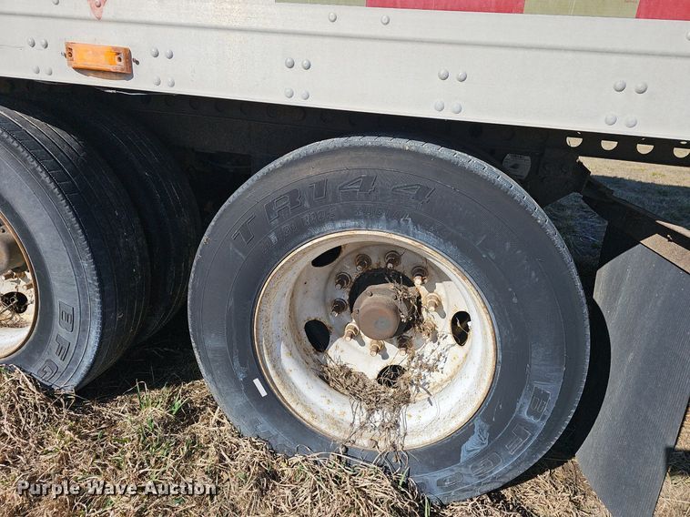 image for item EJ5919 1999 Trail Mobile dry van trailer