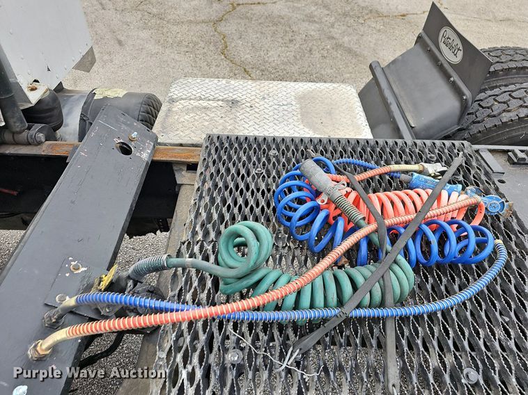 image for item EJ5952 1999 Peterbilt 379 semi truck